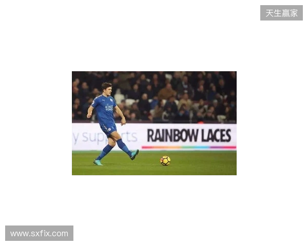 多古:球队本赛季凝聚力更强了,我已经很好地适应了英超联赛